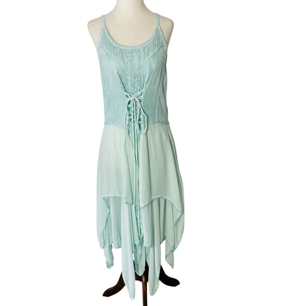 VINTAGE THE PYRAMID COLLECTION Lace Up Hippie Dress